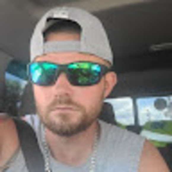 Meet your Posher, Justin - Picture 1 of 1